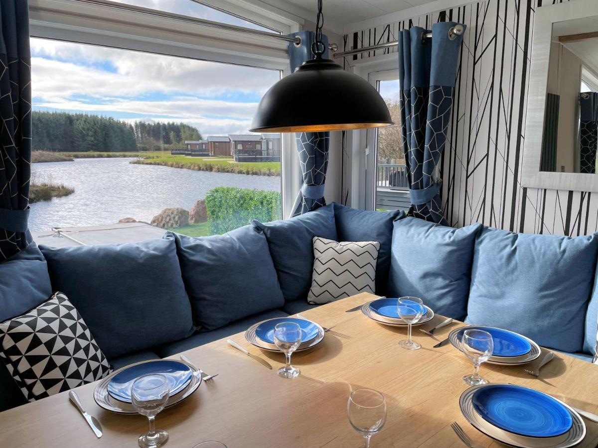 Luxury Lakeside Lodge With Htub Beautiful Views Annan Eksteriør bilde